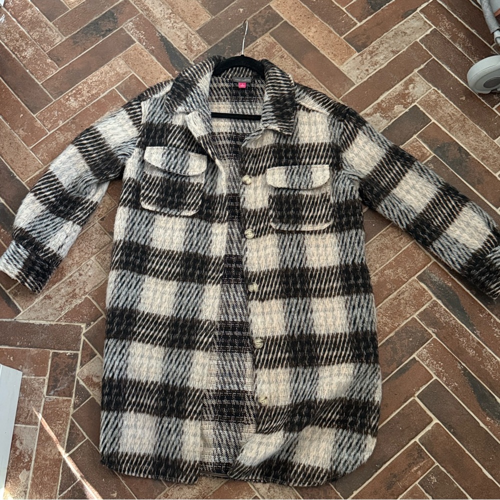 Vince Camuto plaid jacket shacket, size S